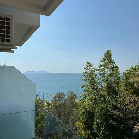 Art Flat 아파트 Vlorë